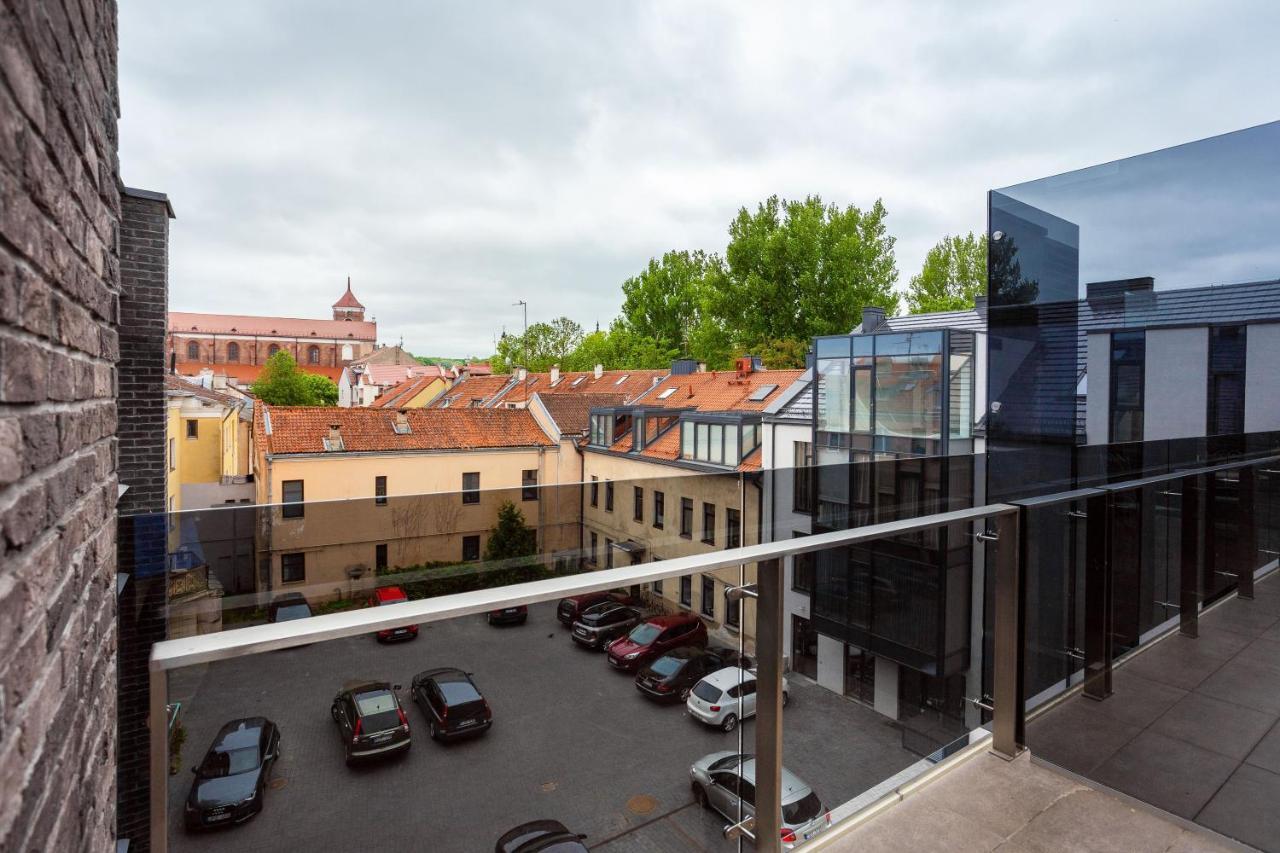Luxurious Kaunas Basilica Apartment In Old Town By Urban Rent Ngoại thất bức ảnh