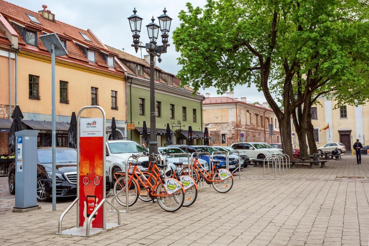 Luxurious Kaunas Basilica Apartment In Old Town By Urban Rent Ngoại thất bức ảnh