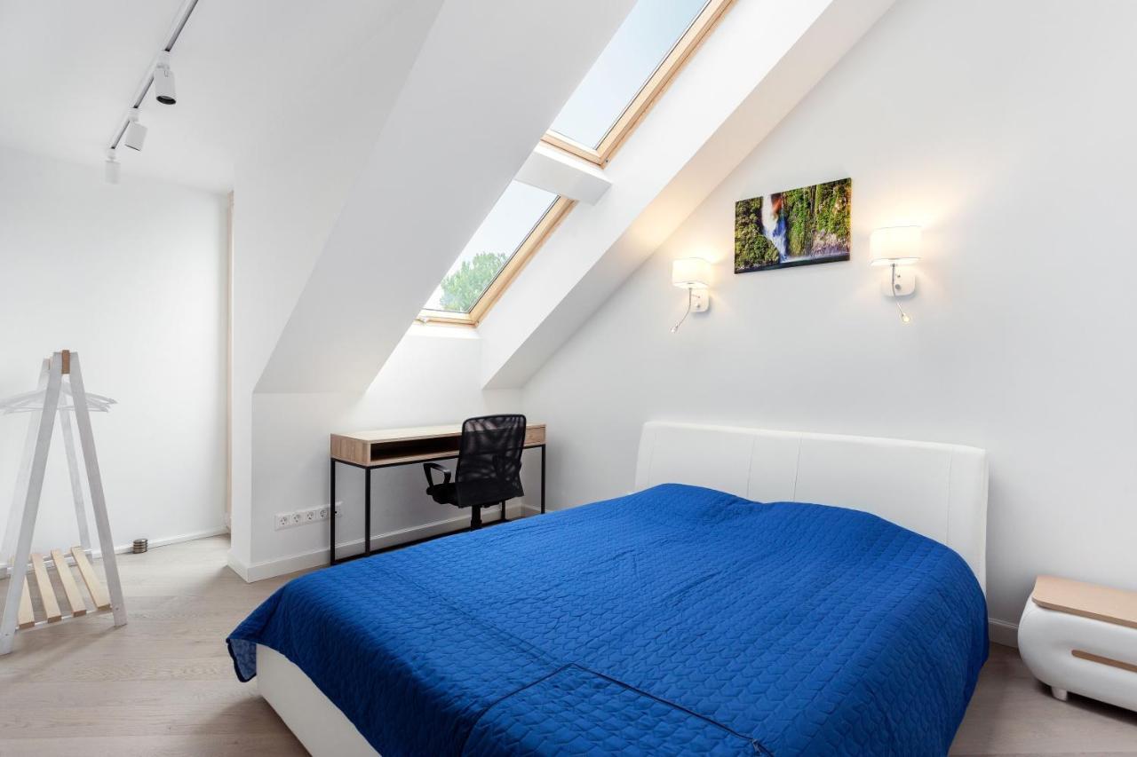 Luxurious Kaunas Basilica Apartment In Old Town By Urban Rent Ngoại thất bức ảnh